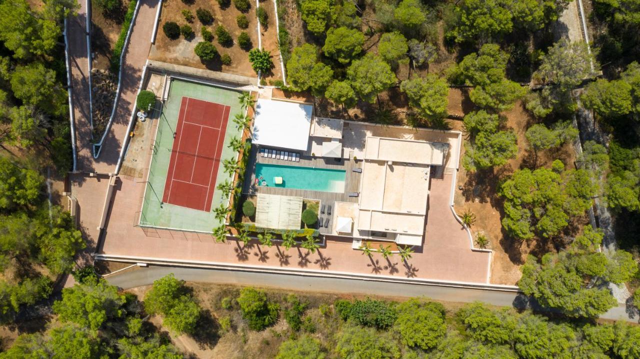 Oasis Villas Complex Cala Llonga  Exteriér fotografie