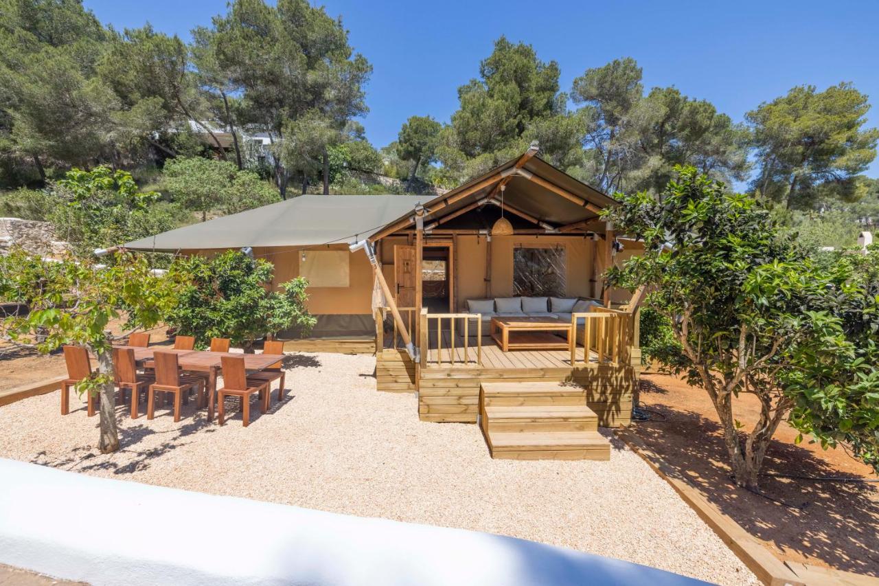 Oasis Villas Complex Cala Llonga  Exteriér fotografie