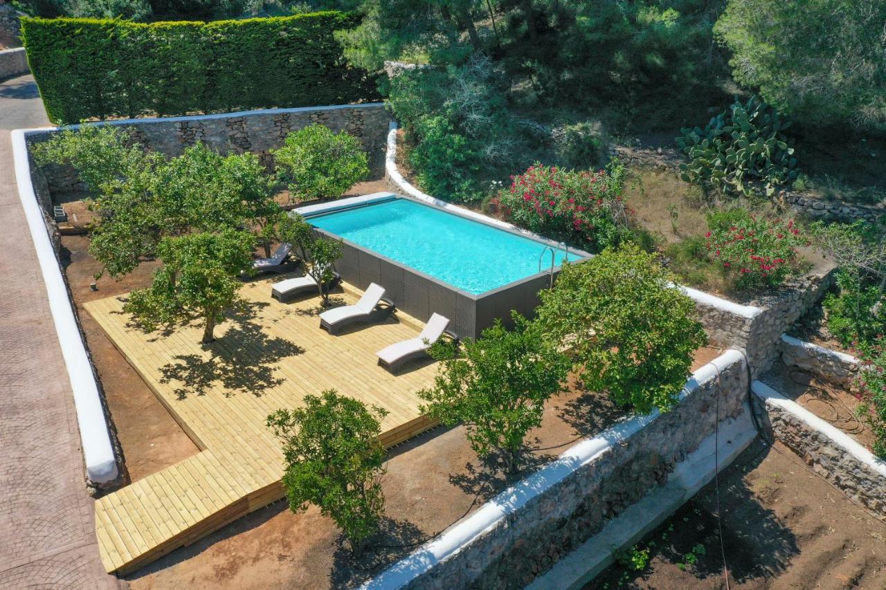 Oasis Villas Complex Cala Llonga  Exteriér fotografie