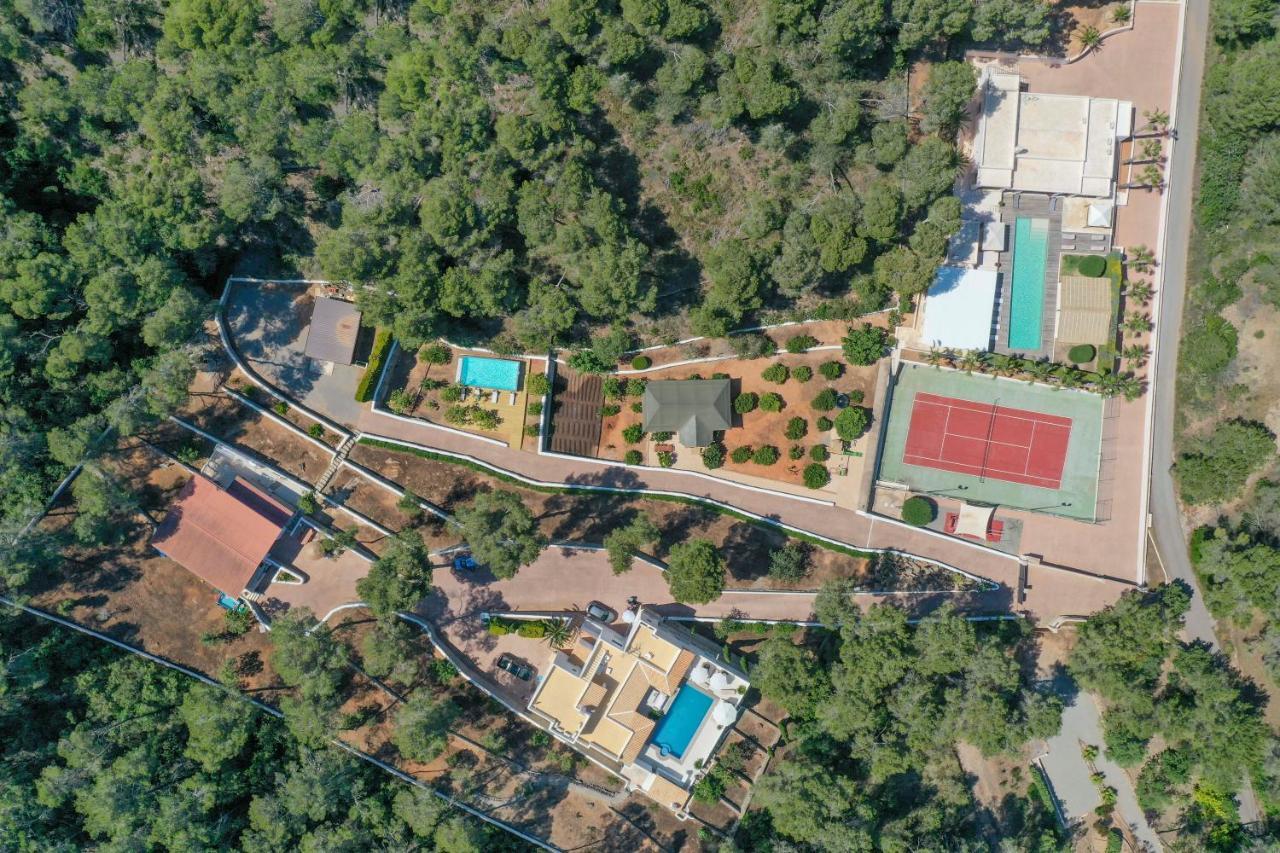 Oasis Villas Complex Cala Llonga  Exteriér fotografie