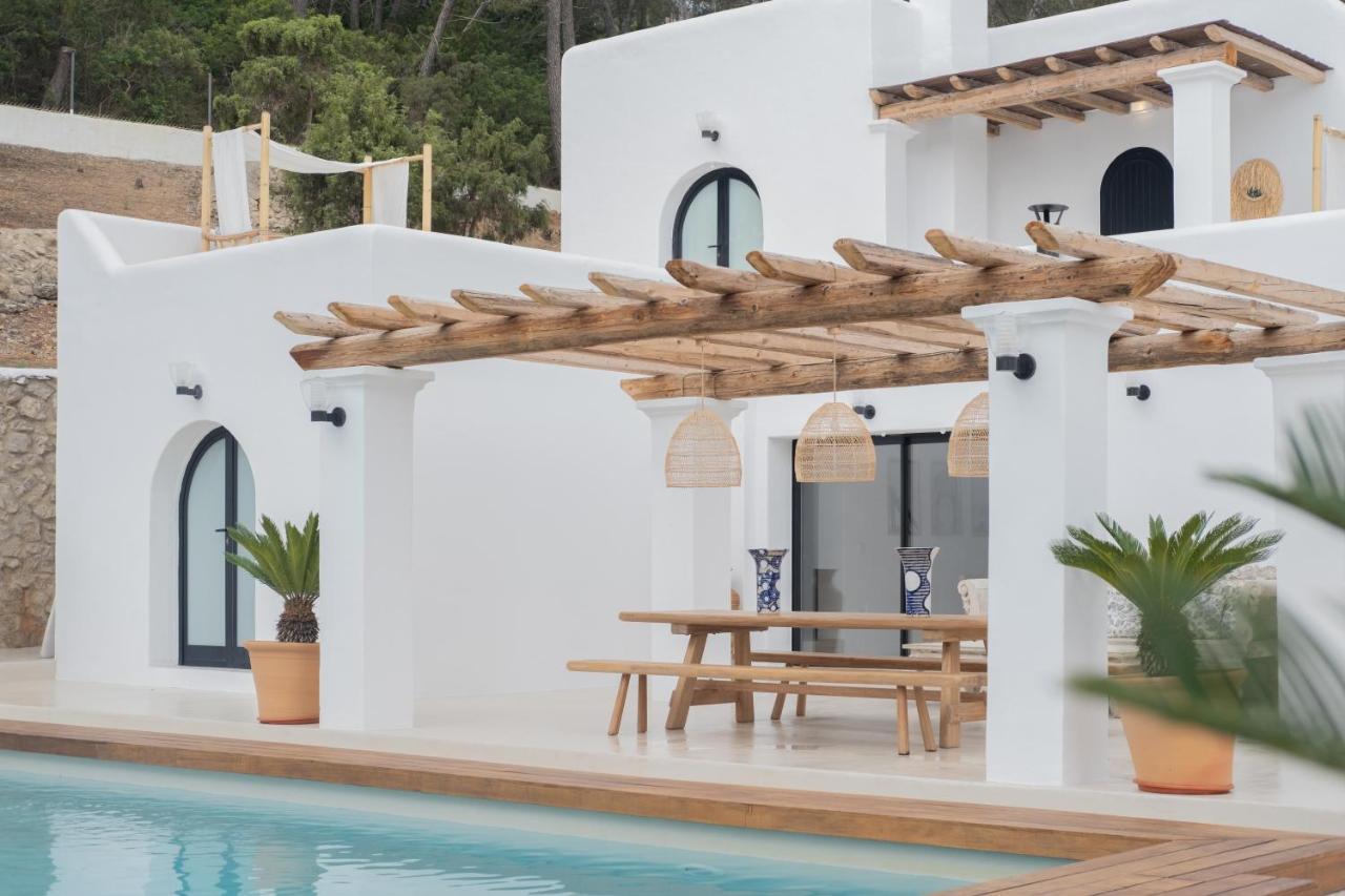 Oasis Villas Complex Cala Llonga  Exteriér fotografie