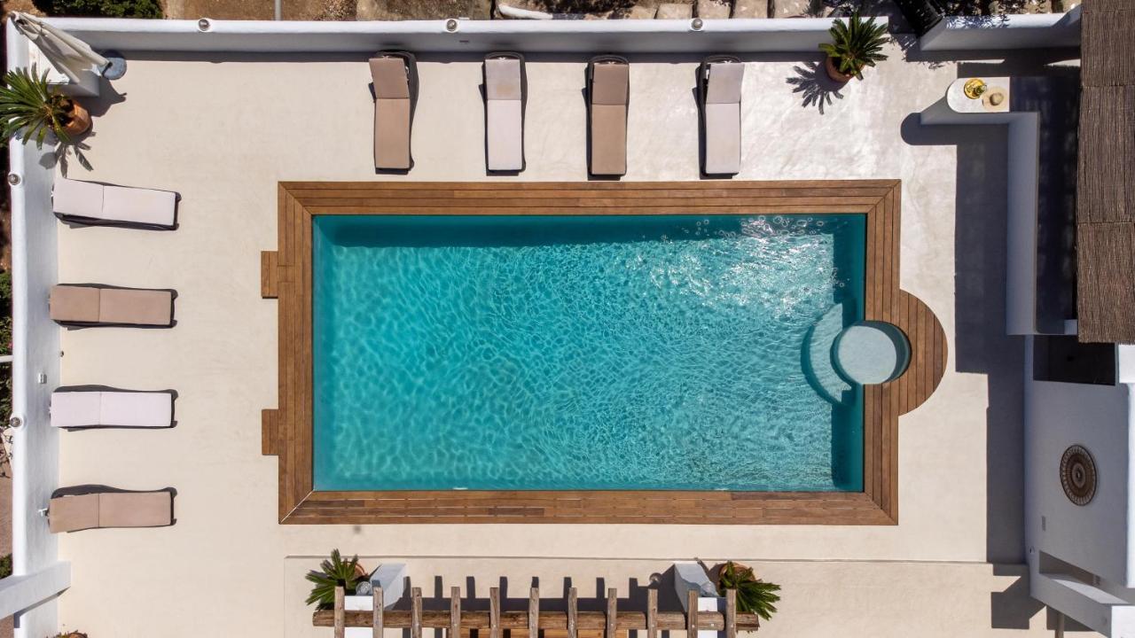 Oasis Villas Complex Cala Llonga  Exteriér fotografie